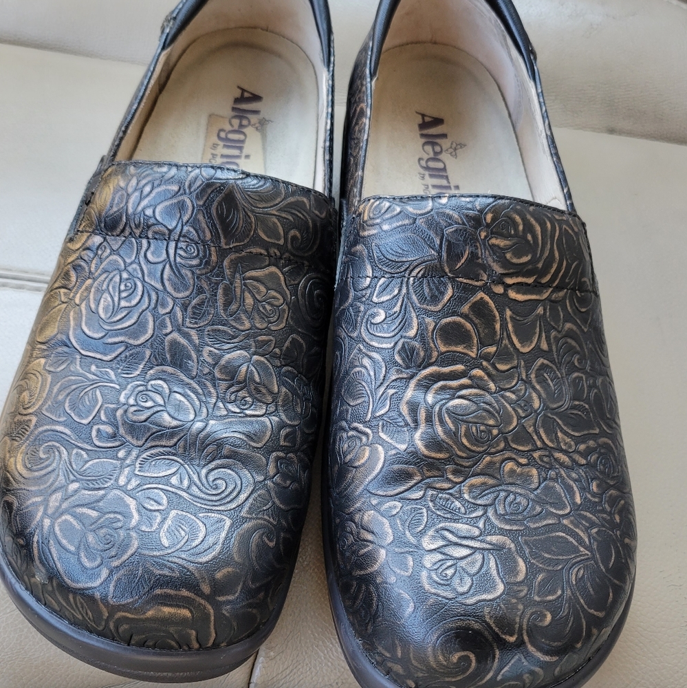Alegria shoes size 41